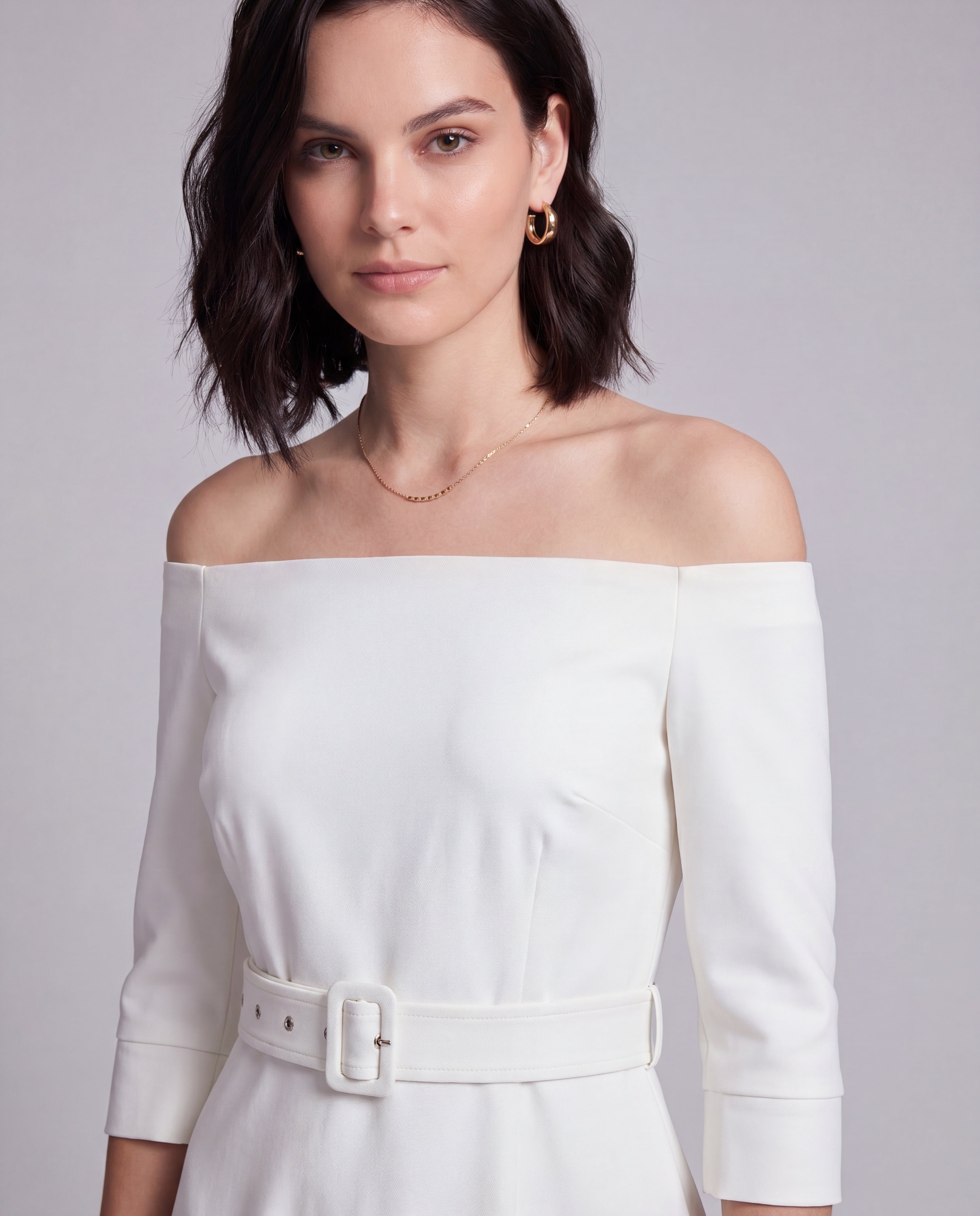Ivy Beyaz Düşük Omuz Midi Elbise